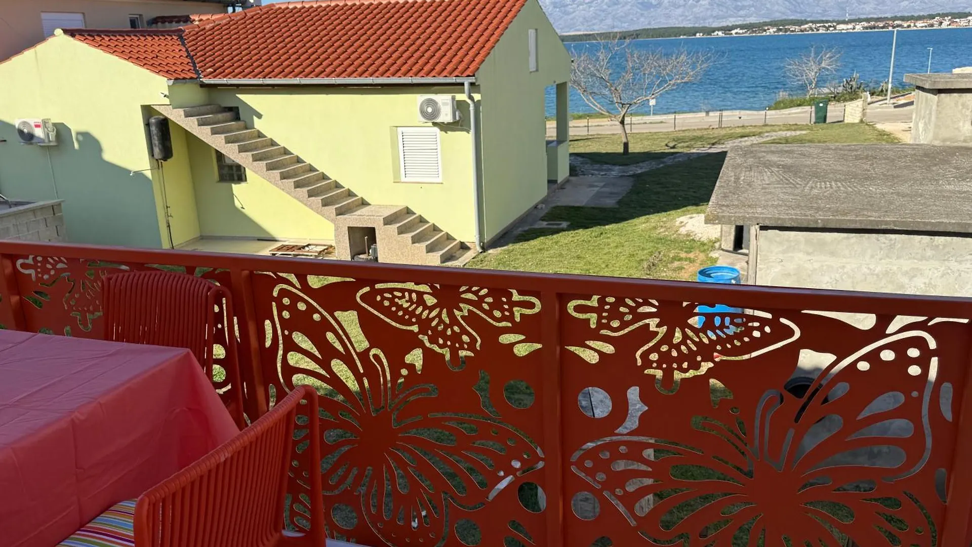 נין Apartmani Sonne דירה